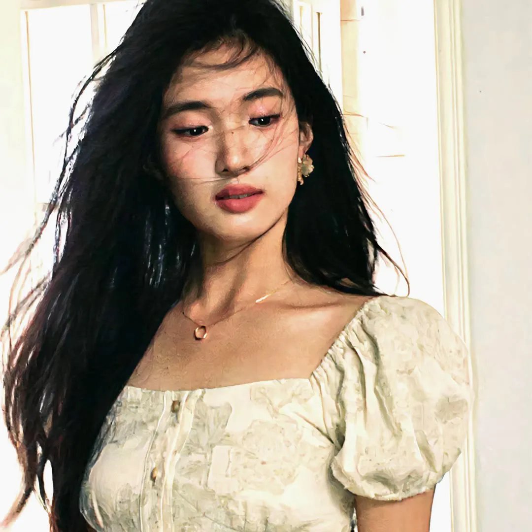 女恶魔人